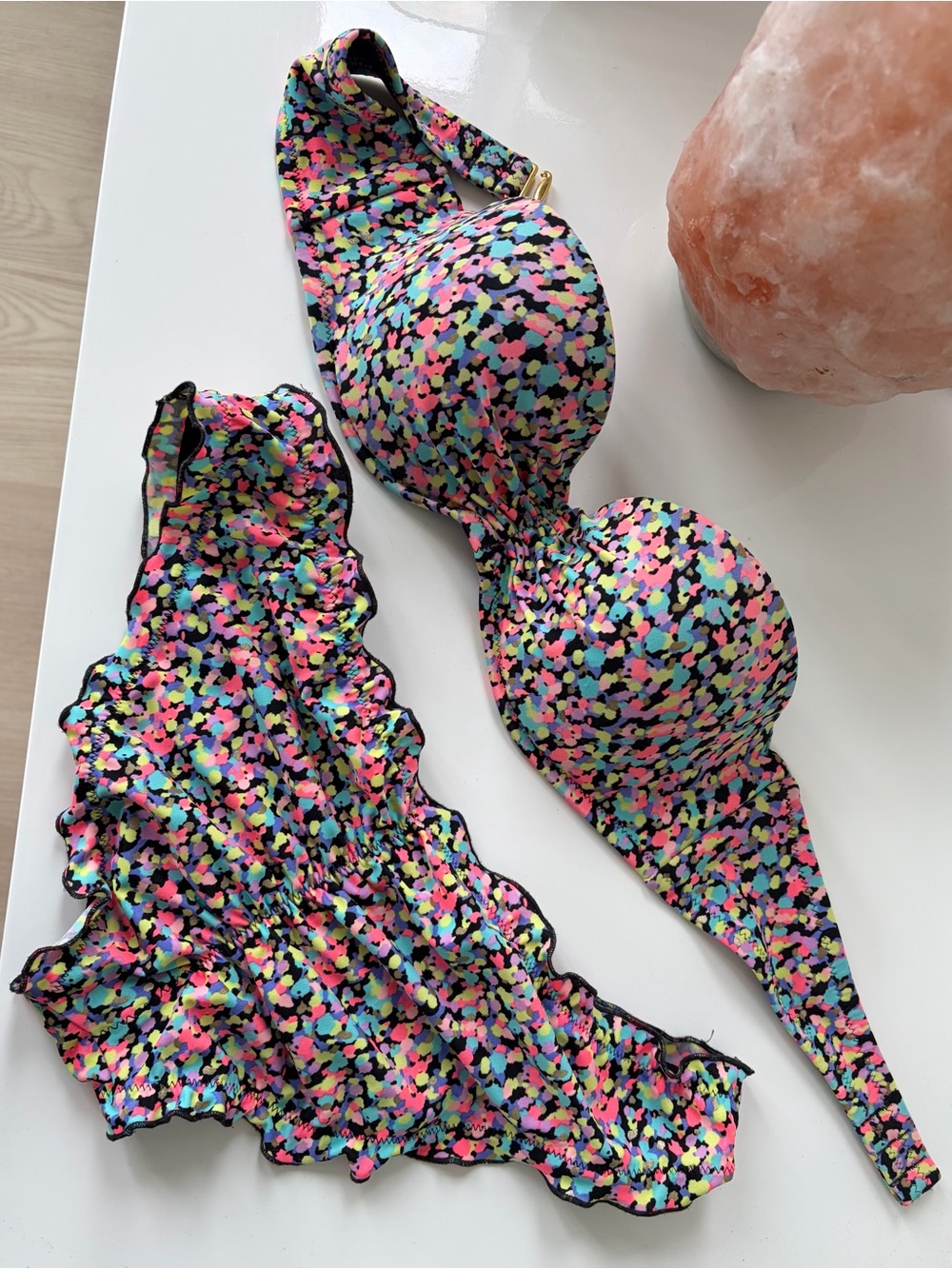 New condition Size S strapless neon floral  bikini